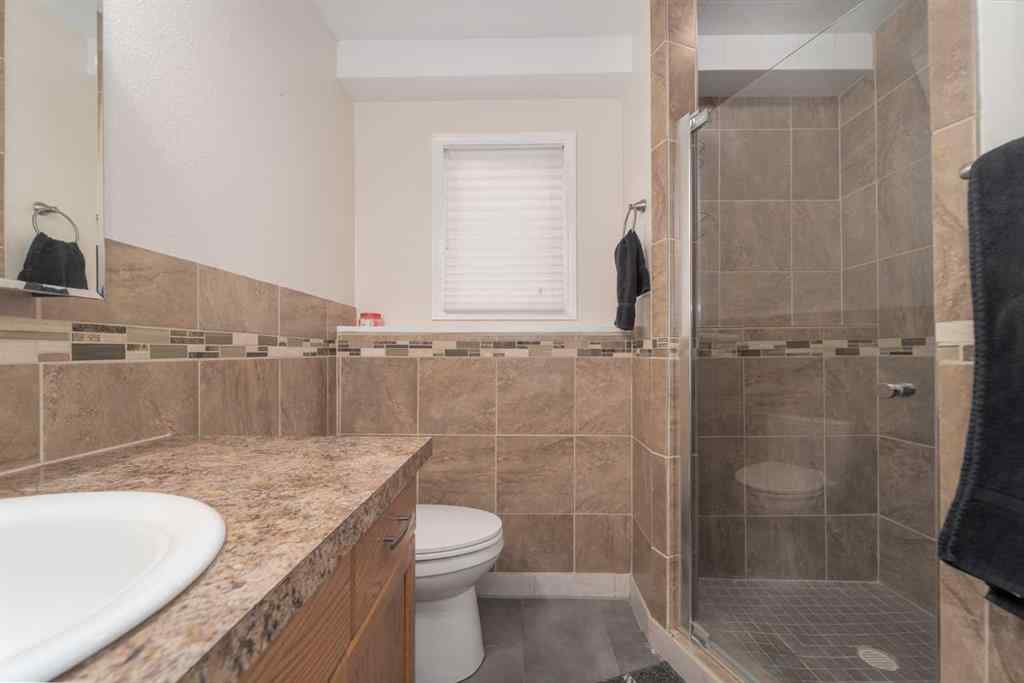 MLS® A2256208 - 364 Heritage Crescent W in Heritage Heights Lethbridge, Residential