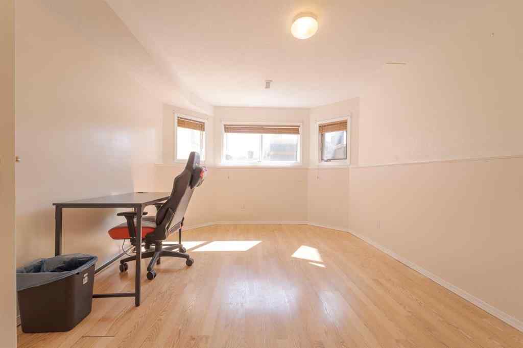 MLS® A2256208 - 364 Heritage Crescent W in Heritage Heights Lethbridge, Residential