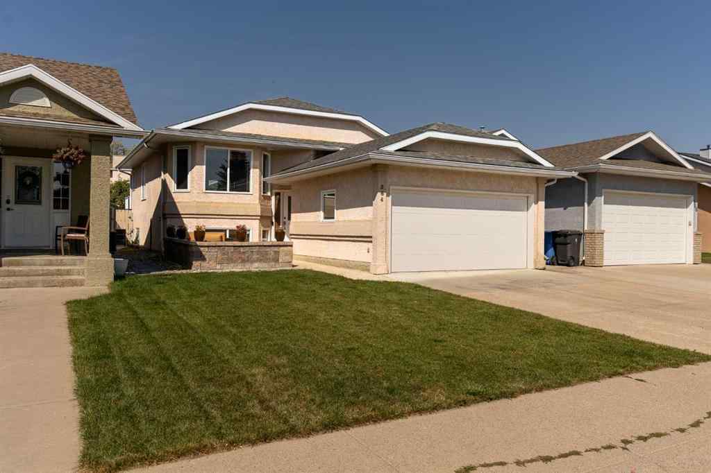 MLS® A2256208 - 364 Heritage Crescent W in Heritage Heights Lethbridge, Residential