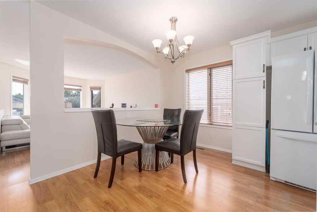 MLS® A2256208 - 364 Heritage Crescent W in Heritage Heights Lethbridge, Residential