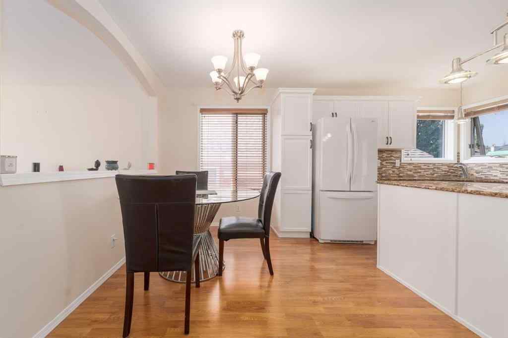 MLS® A2256208 - 364 Heritage Crescent W in Heritage Heights Lethbridge, Residential