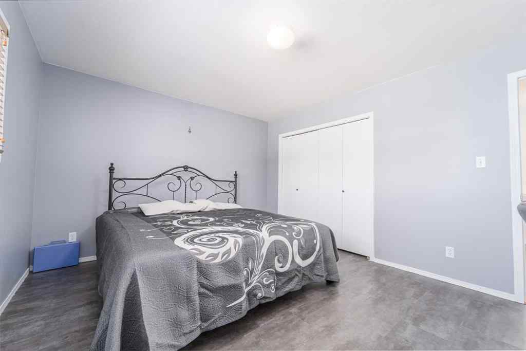 MLS® A2256208 - 364 Heritage Crescent W in Heritage Heights Lethbridge, Residential
