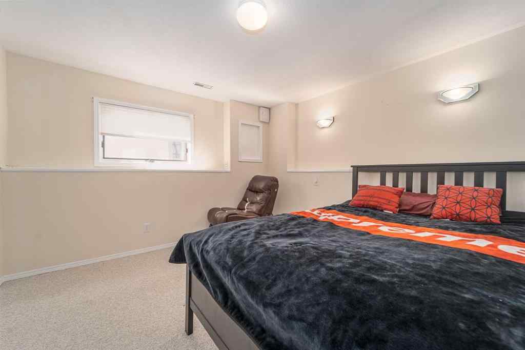 MLS® A2256208 - 364 Heritage Crescent W in Heritage Heights Lethbridge, Residential