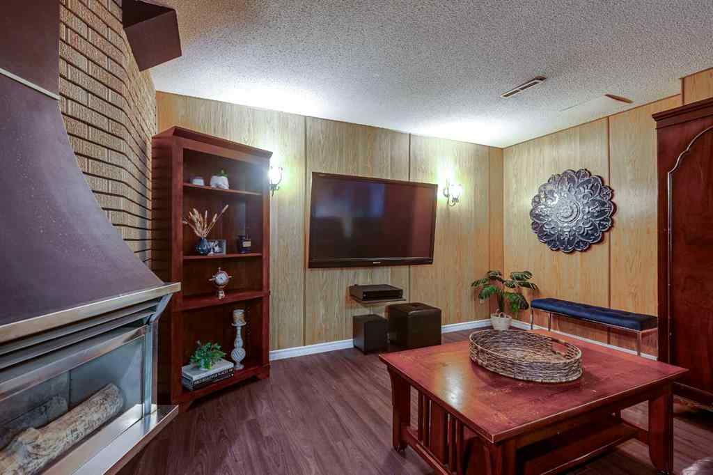 MLS® A2256209 - 6 Standish Close  in Sunnybrook Red Deer, Residential