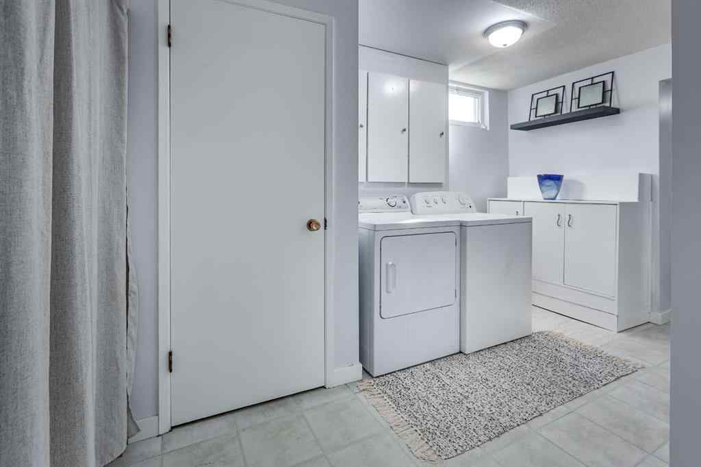 MLS® A2256209 - 6 Standish Close  in Sunnybrook Red Deer, Residential