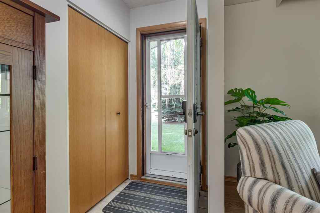 MLS® A2256209 - 6 Standish Close  in Sunnybrook Red Deer, Residential