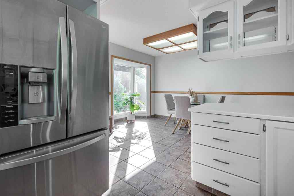 MLS® A2256209 - 6 Standish Close  in Sunnybrook Red Deer, Residential