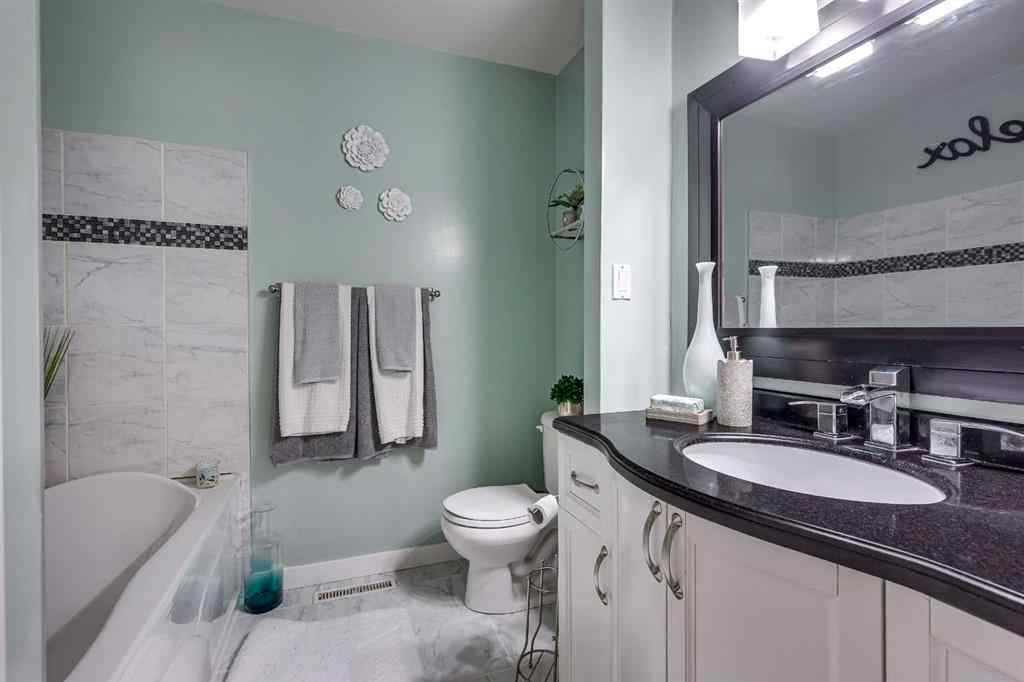 MLS® A2256209 - 6 Standish Close  in Sunnybrook Red Deer, Residential