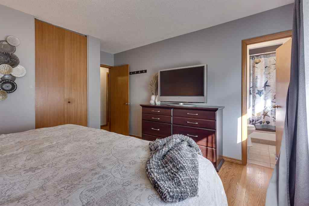 MLS® A2256209 - 6 Standish Close  in Sunnybrook Red Deer, Residential