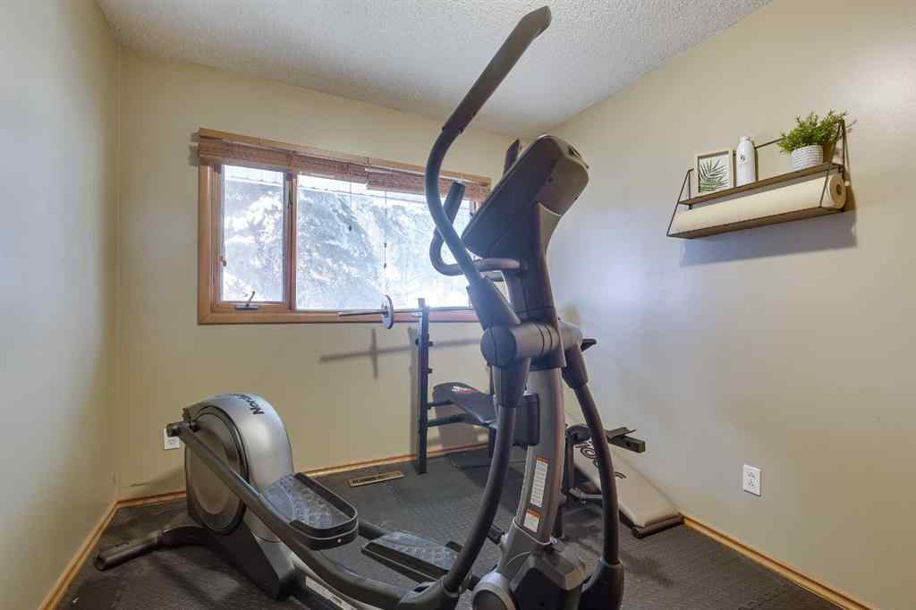 MLS® A2256209 - 6 Standish Close  in Sunnybrook Red Deer, Residential