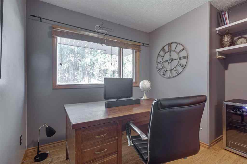 MLS® A2256209 - 6 Standish Close  in Sunnybrook Red Deer, Residential