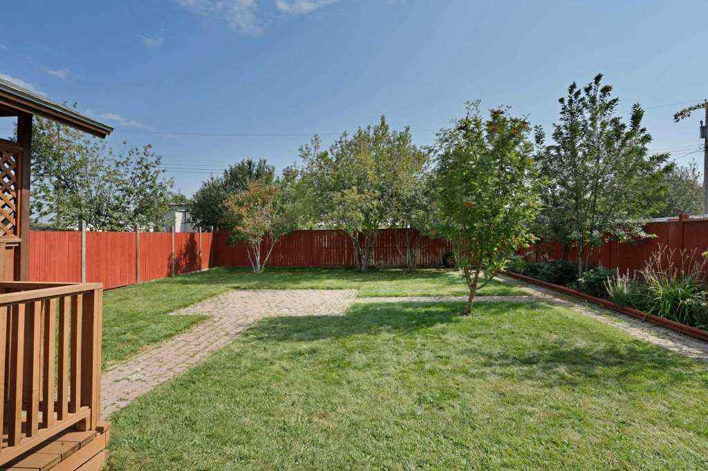 MLS® A2256210 - 521 Tulip Street  in NONE Rosemary, Residential