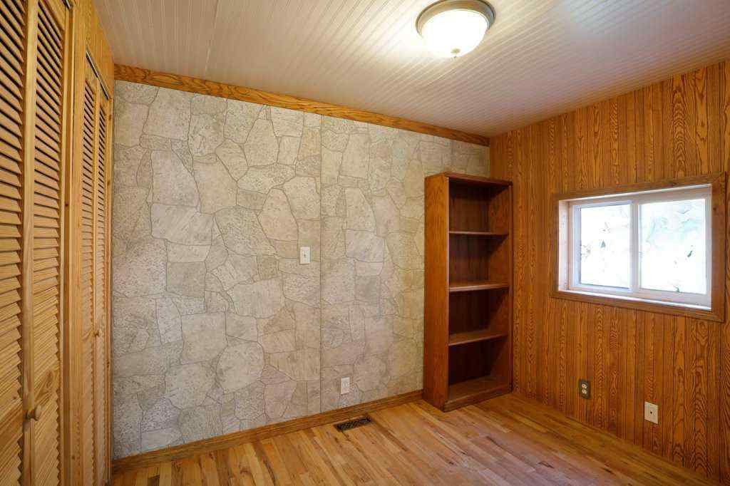 MLS® A2256210 - 521 Tulip Street  in NONE Rosemary, Residential