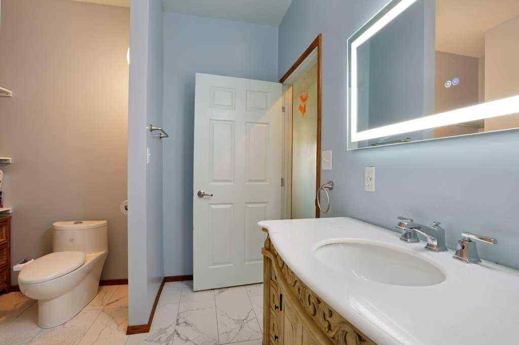 MLS® A2256210 - 521 Tulip Street  in NONE Rosemary, Residential