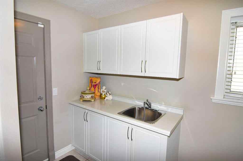 MLS® A2256211 - 148 Scenic View Close NW in Scenic Acres Calgary, Residential