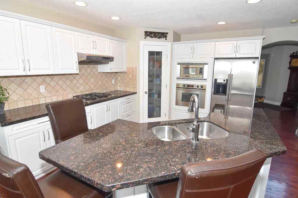 MLS® A2256211 - 148 Scenic View Close NW in Scenic Acres Calgary, Residential