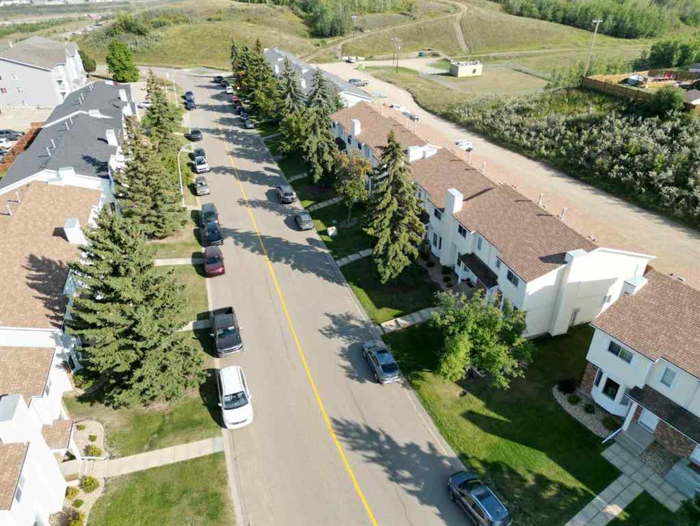 MLS® A2256213 - 8420 99 Avenue  in Rolling Hills Peace River, Commercial