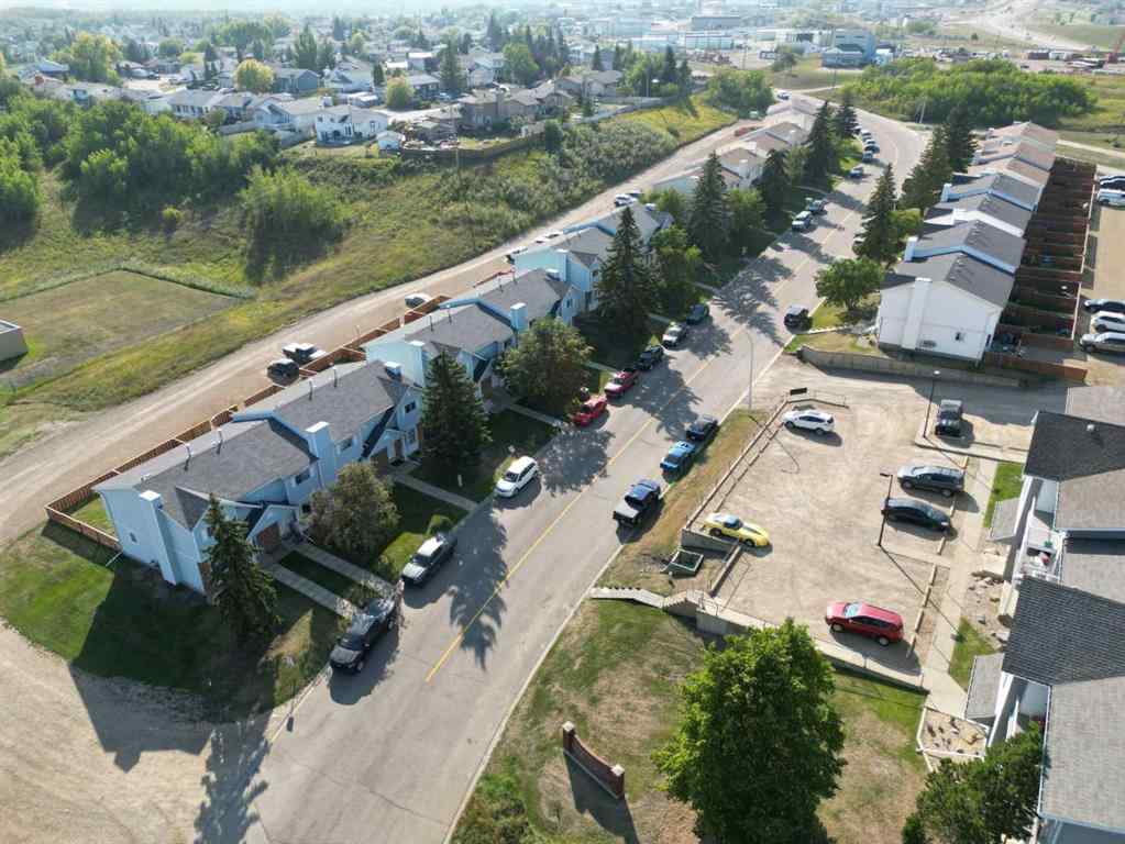 MLS® A2256213 - 8420 99 Avenue  in Rolling Hills Peace River, Commercial