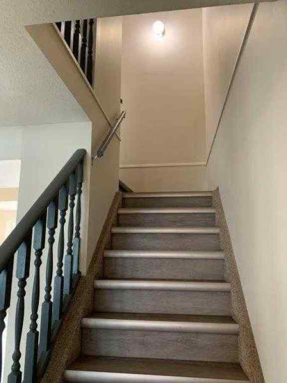 MLS® A2256213 - 8420 99 Avenue  in Rolling Hills Peace River, Commercial