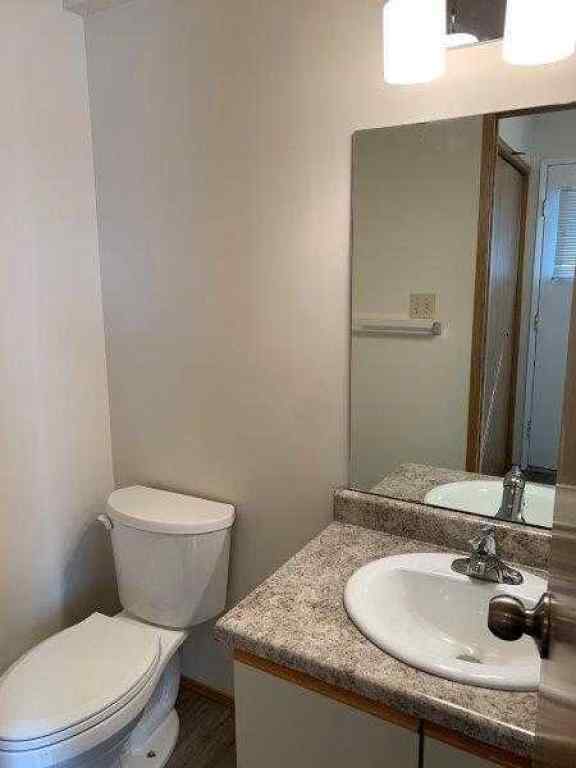 MLS® A2256213 - 8420 99 Avenue  in Rolling Hills Peace River, Commercial