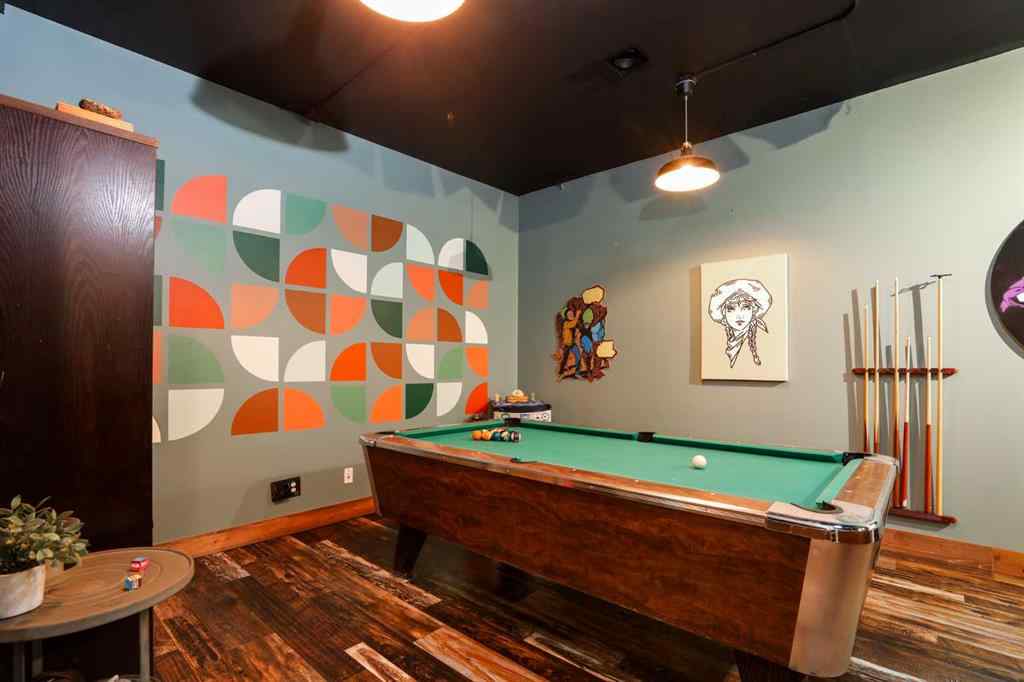 MLS® A2256215 - 329 5 Street S in Downtown Lethbridge, Commercial