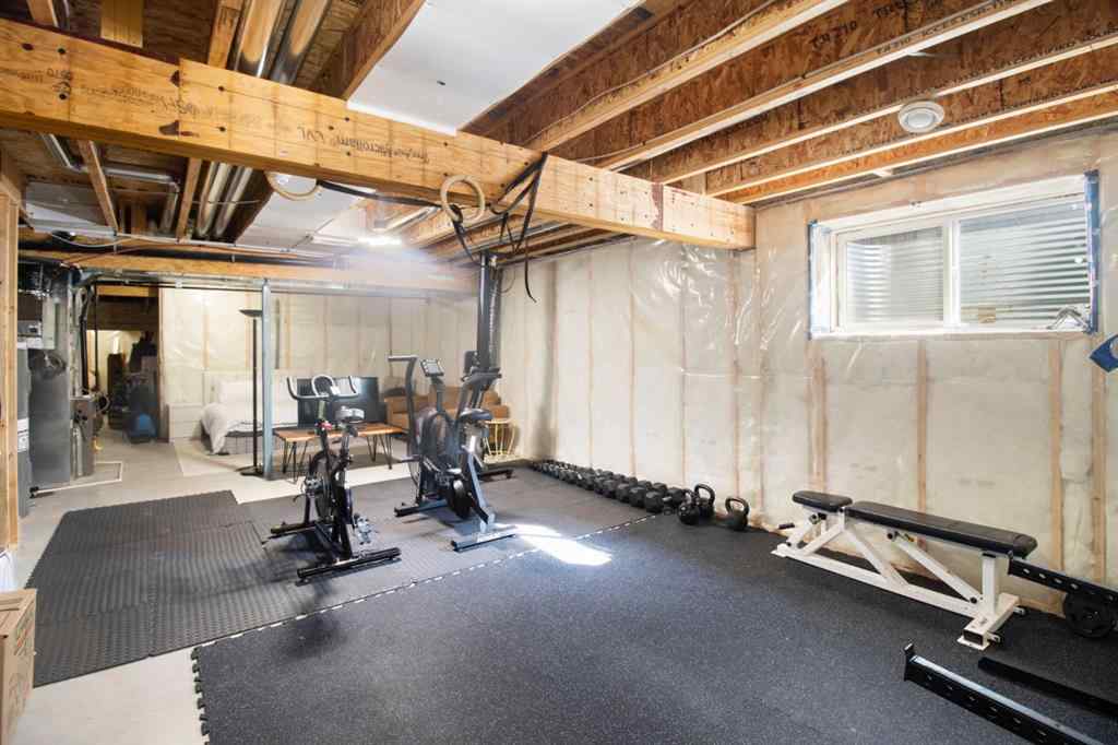 MLS® A2256216 - 408 Yorkville Avenue SW in Yorkville Calgary, Residential