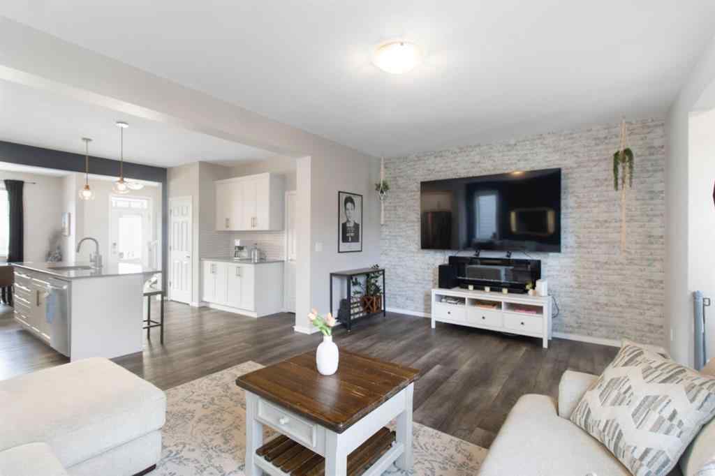 MLS® A2256216 - 408 Yorkville Avenue SW in Yorkville Calgary, Residential