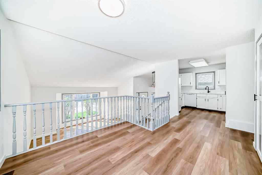 MLS® A2256221 - 183 Applefield Close SE in Applewood Park Calgary, Residential