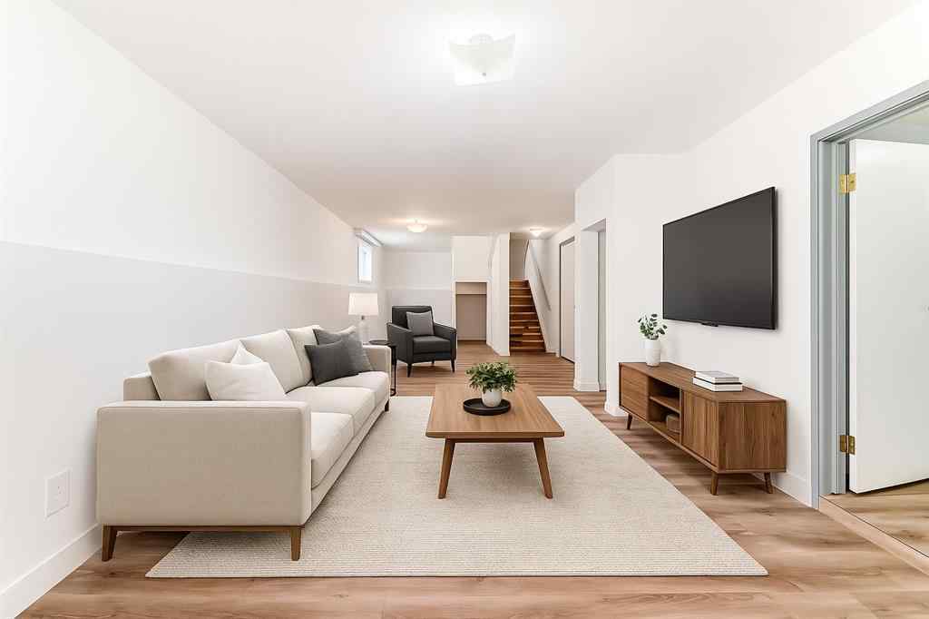 MLS® A2256221 - 183 Applefield Close SE in Applewood Park Calgary, Residential