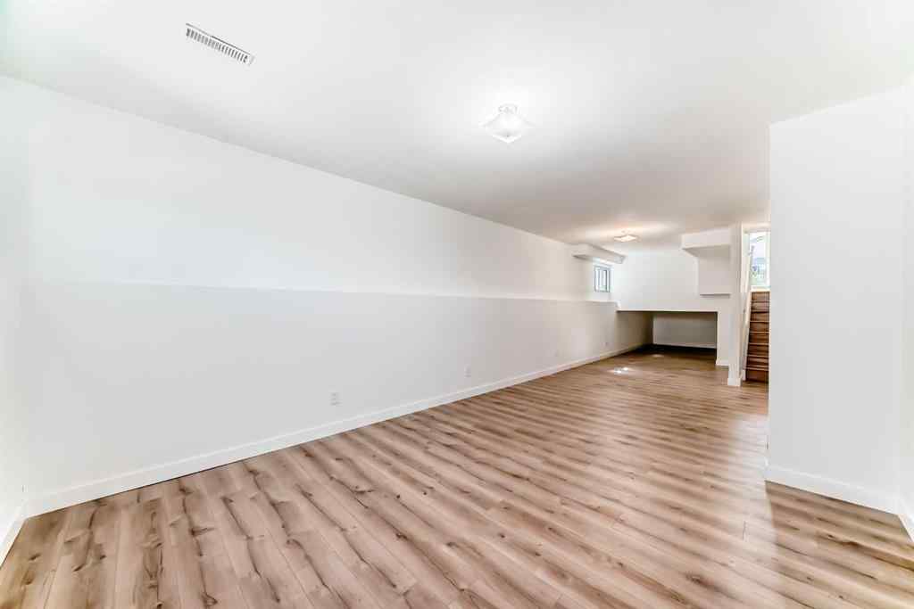 MLS® A2256221 - 183 Applefield Close SE in Applewood Park Calgary, Residential