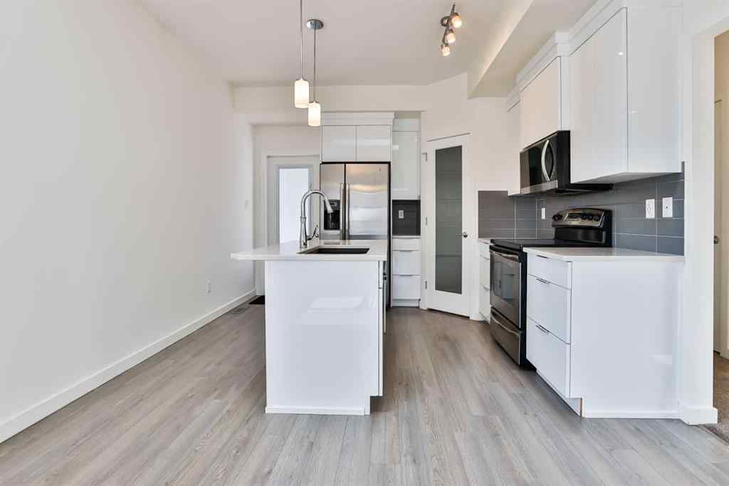 MLS® A2256225 - 702 Greywolf Run N in Blackwolf 1 Lethbridge, Residential