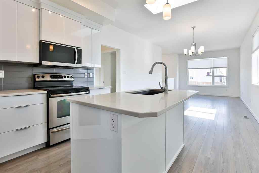MLS® A2256225 - 702 Greywolf Run N in Blackwolf 1 Lethbridge, Residential