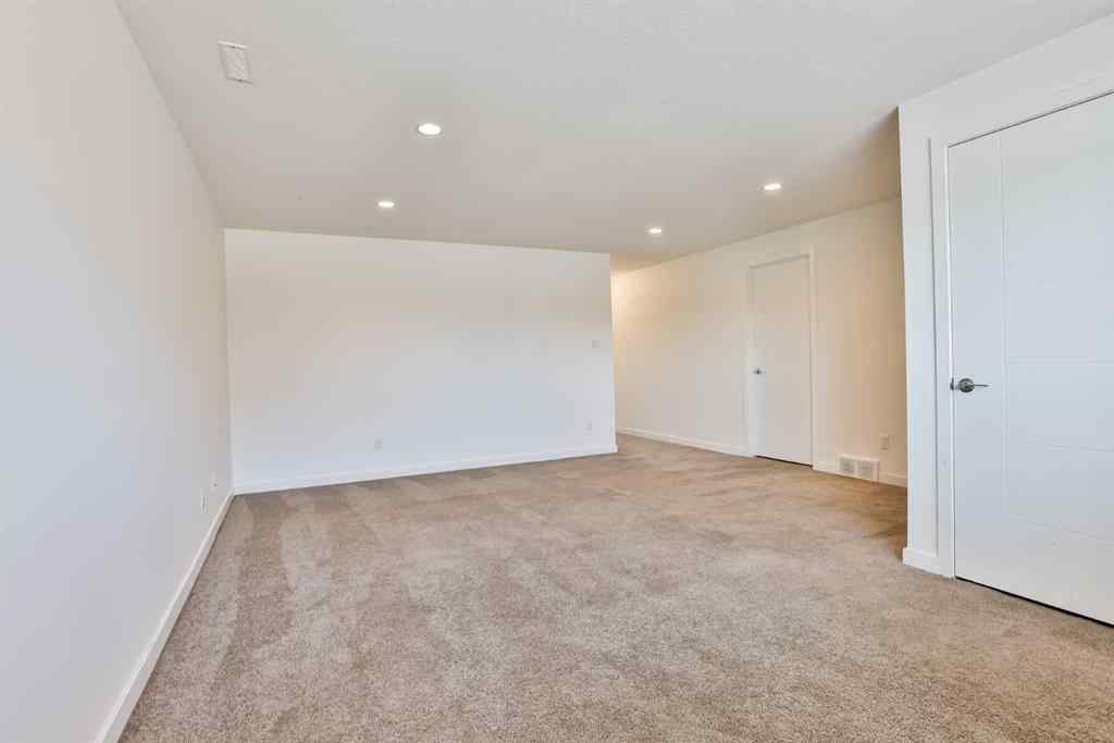 MLS® A2256225 - 702 Greywolf Run N in Blackwolf 1 Lethbridge, Residential