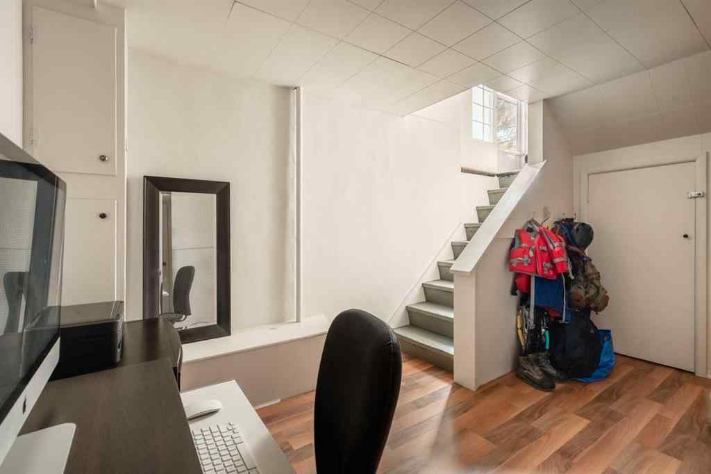 MLS® A2256228 - 1015 32 Avenue NW in Cambrian Heights Calgary, Residential