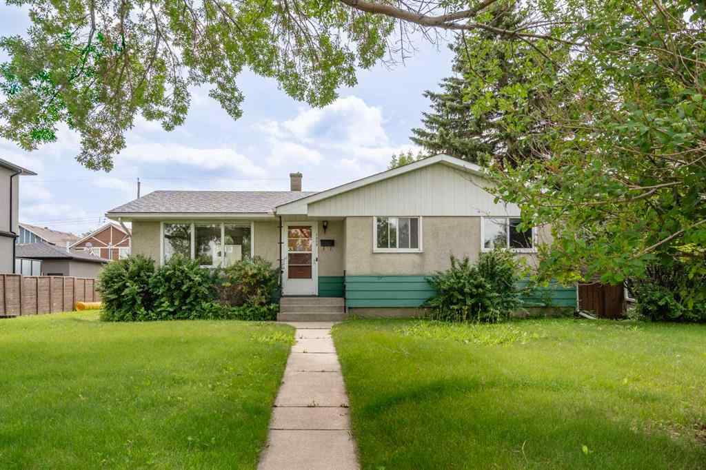 MLS® A2256228 - 1015 32 Avenue NW in Cambrian Heights Calgary, Residential