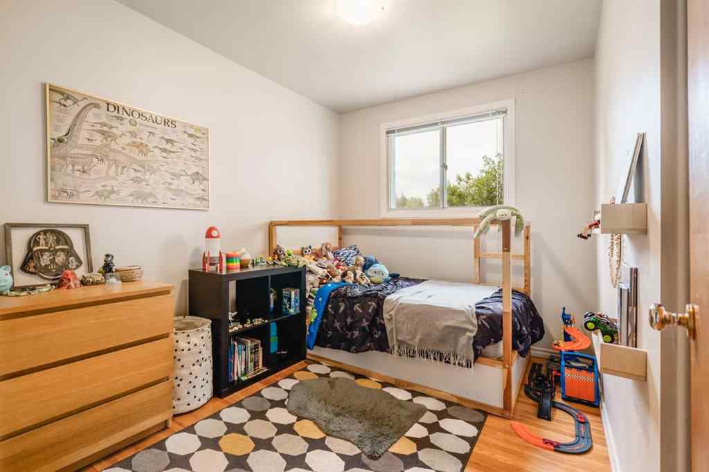 MLS® A2256228 - 1015 32 Avenue NW in Cambrian Heights Calgary, Residential