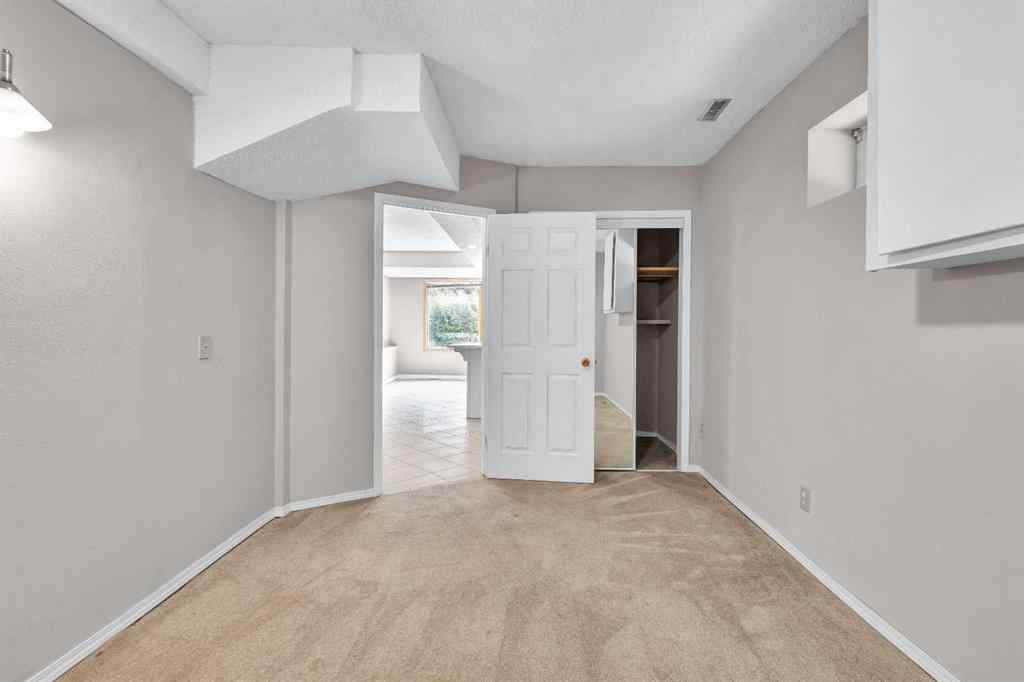MLS® A2256231 - 190 Riverside Circle SE in Riverbend Calgary, Residential
