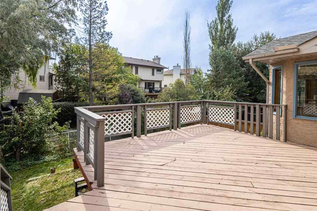 MLS® A2256231 - 190 Riverside Circle SE in Riverbend Calgary, Residential