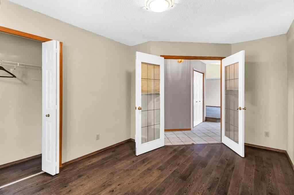 MLS® A2256231 - 190 Riverside Circle SE in Riverbend Calgary, Residential