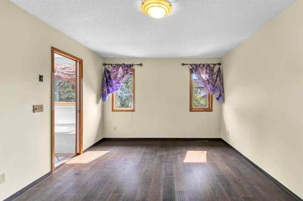 MLS® A2256231 - 190 Riverside Circle SE in Riverbend Calgary, Residential