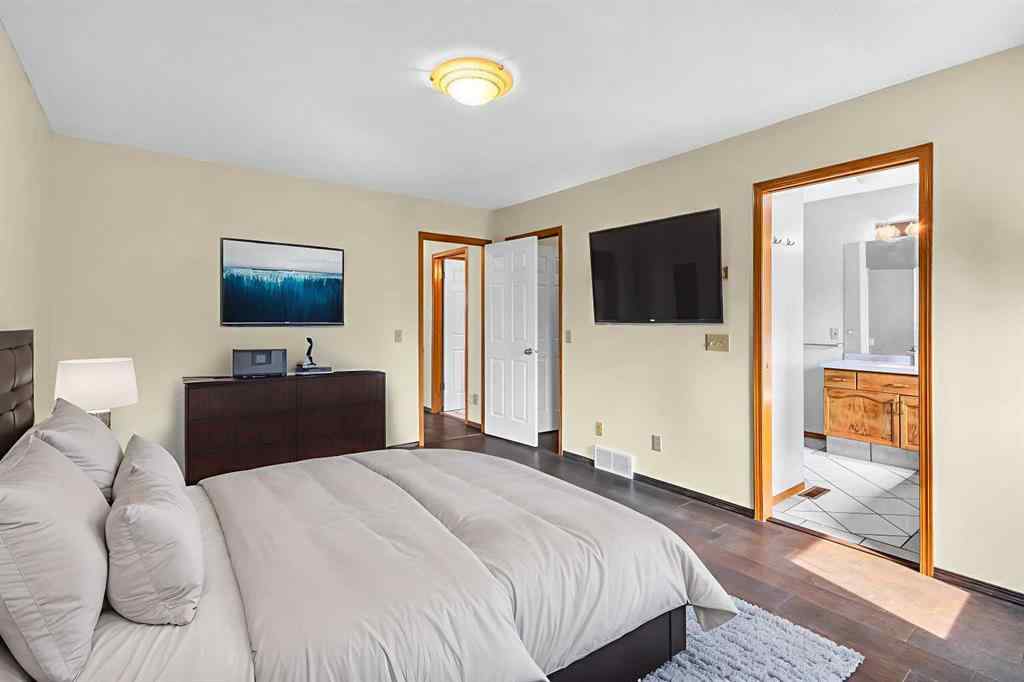 MLS® A2256231 - 190 Riverside Circle SE in Riverbend Calgary, Residential