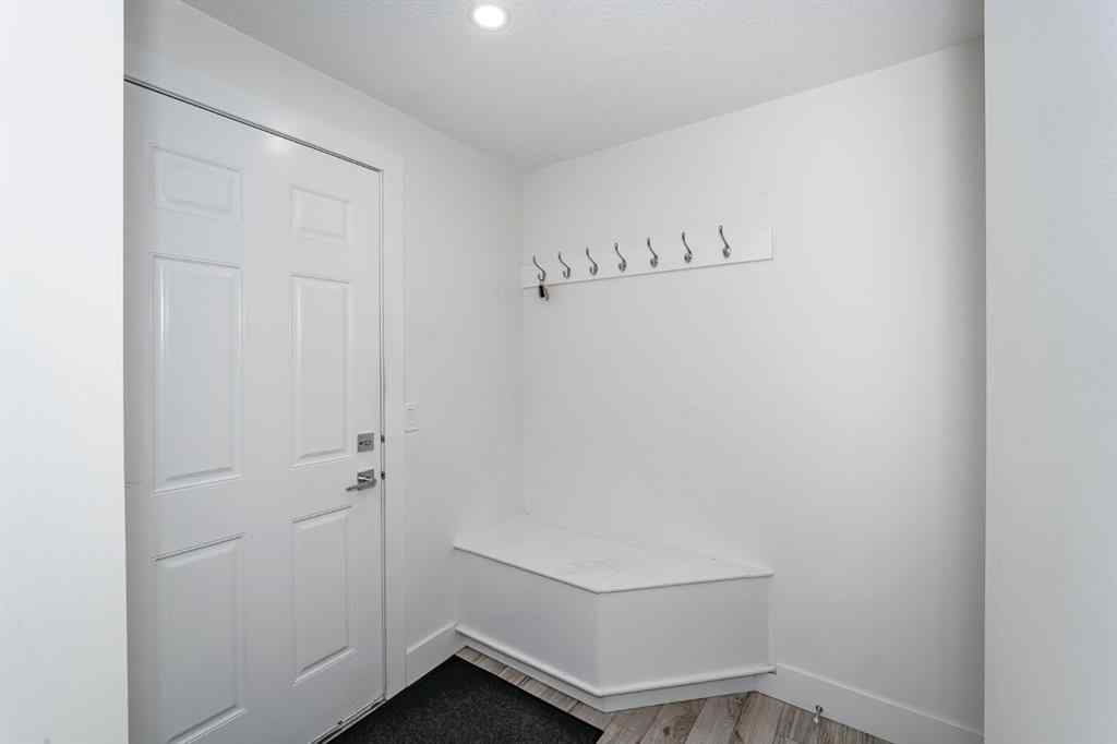 MLS® A2256232 - 132 Willowmere Close  in Westmere Chestermere, Residential