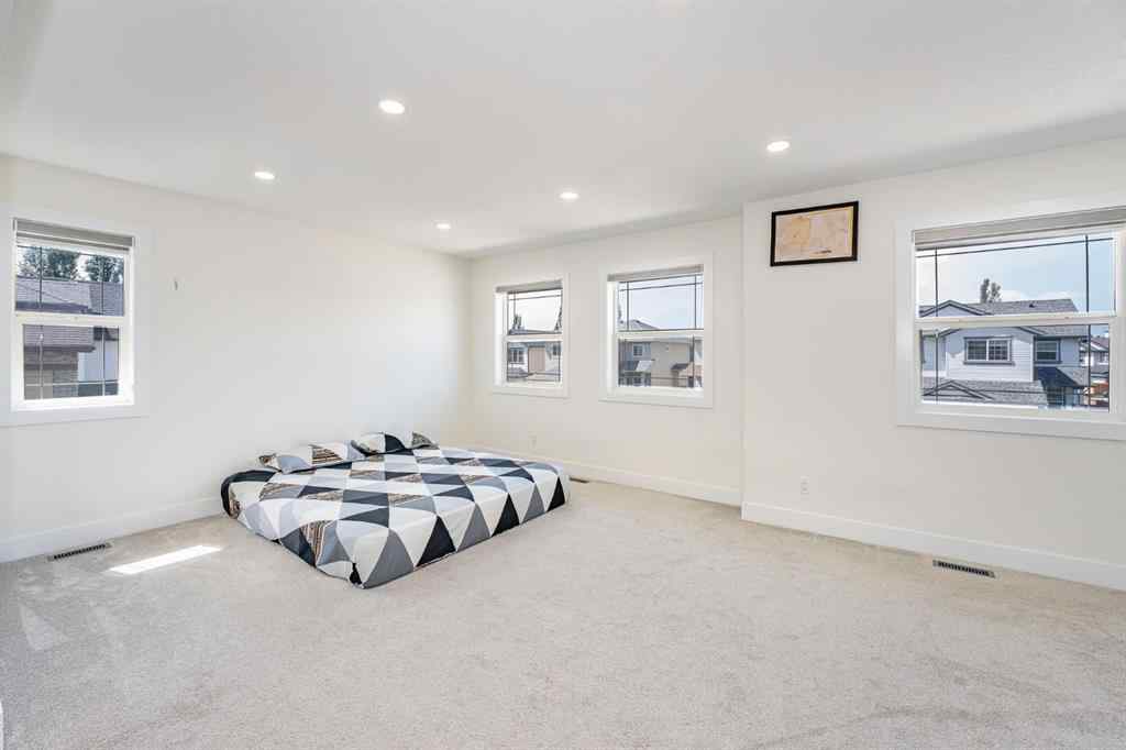 MLS® A2256232 - 132 Willowmere Close  in Westmere Chestermere, Residential