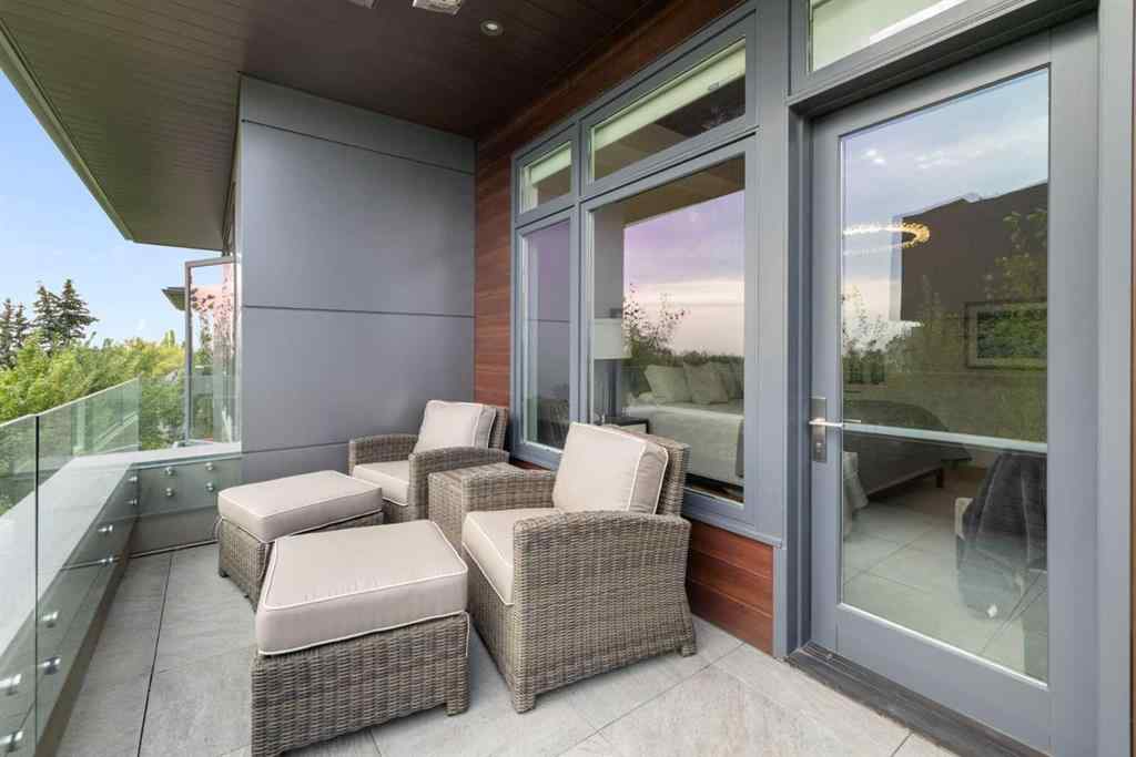MLS® A2256235 - Unit #302 3030 17 Street SW in South Calgary Calgary, Residential