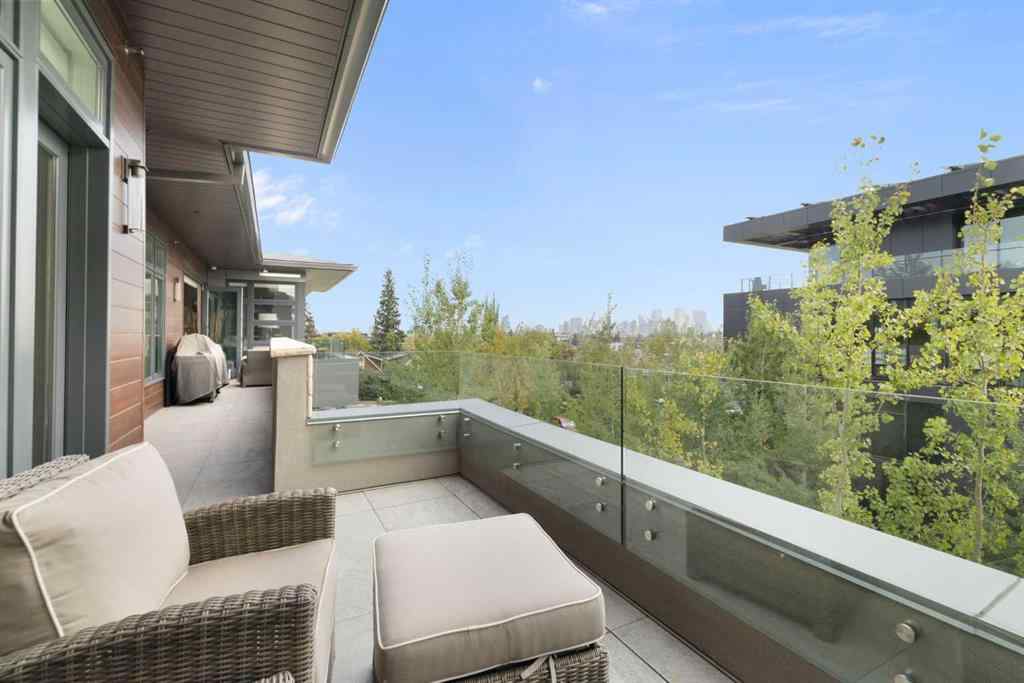 MLS® A2256235 - Unit #302 3030 17 Street SW in South Calgary Calgary, Residential