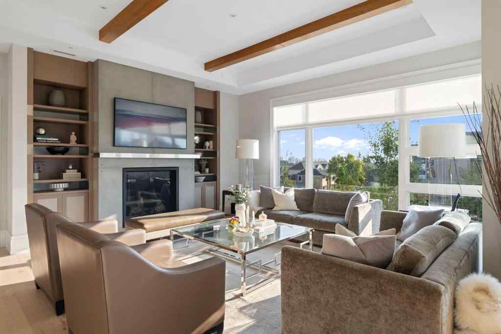 MLS® A2256235 - Unit #302 3030 17 Street SW in South Calgary Calgary, Residential