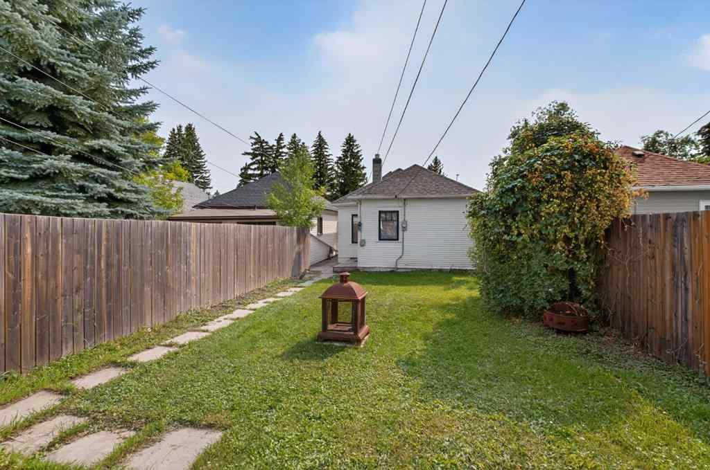 MLS® A2256237 - 722 20 Avenue NW in Mount Pleasant Calgary, Residential