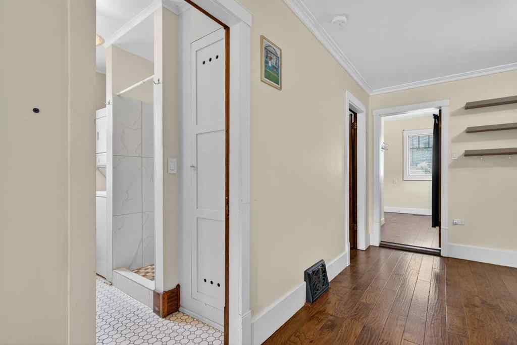 MLS® A2256237 - 722 20 Avenue NW in Mount Pleasant Calgary, Residential