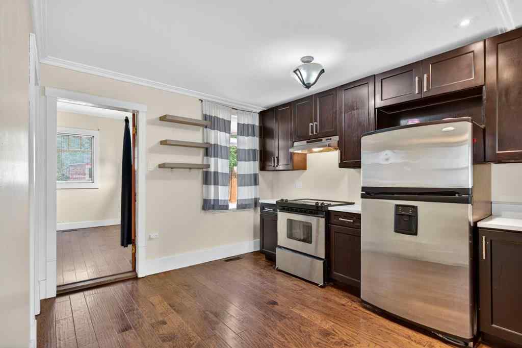 MLS® A2256237 - 722 20 Avenue NW in Mount Pleasant Calgary, Residential
