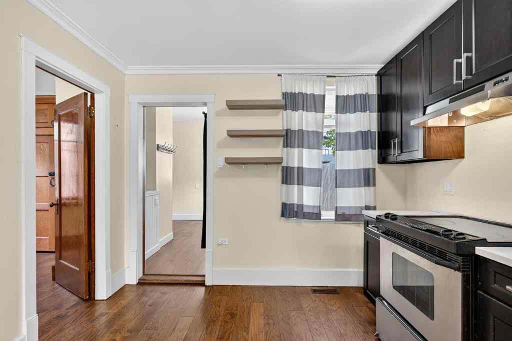 MLS® A2256237 - 722 20 Avenue NW in Mount Pleasant Calgary, Residential